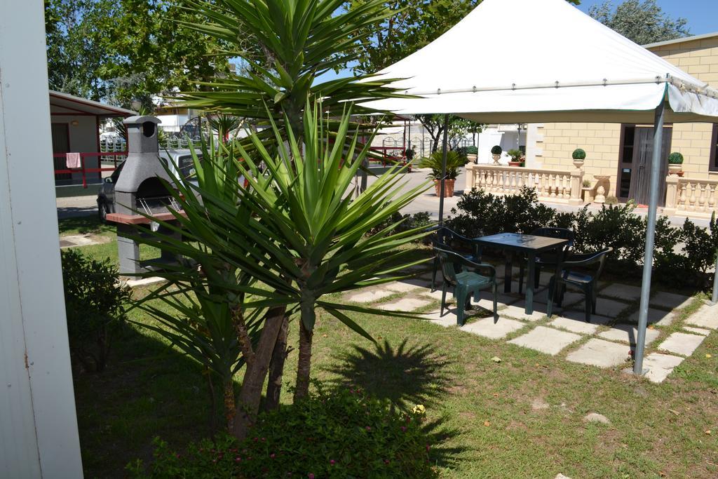 Villaggio Albergo Cervo Запонета Екстериор снимка